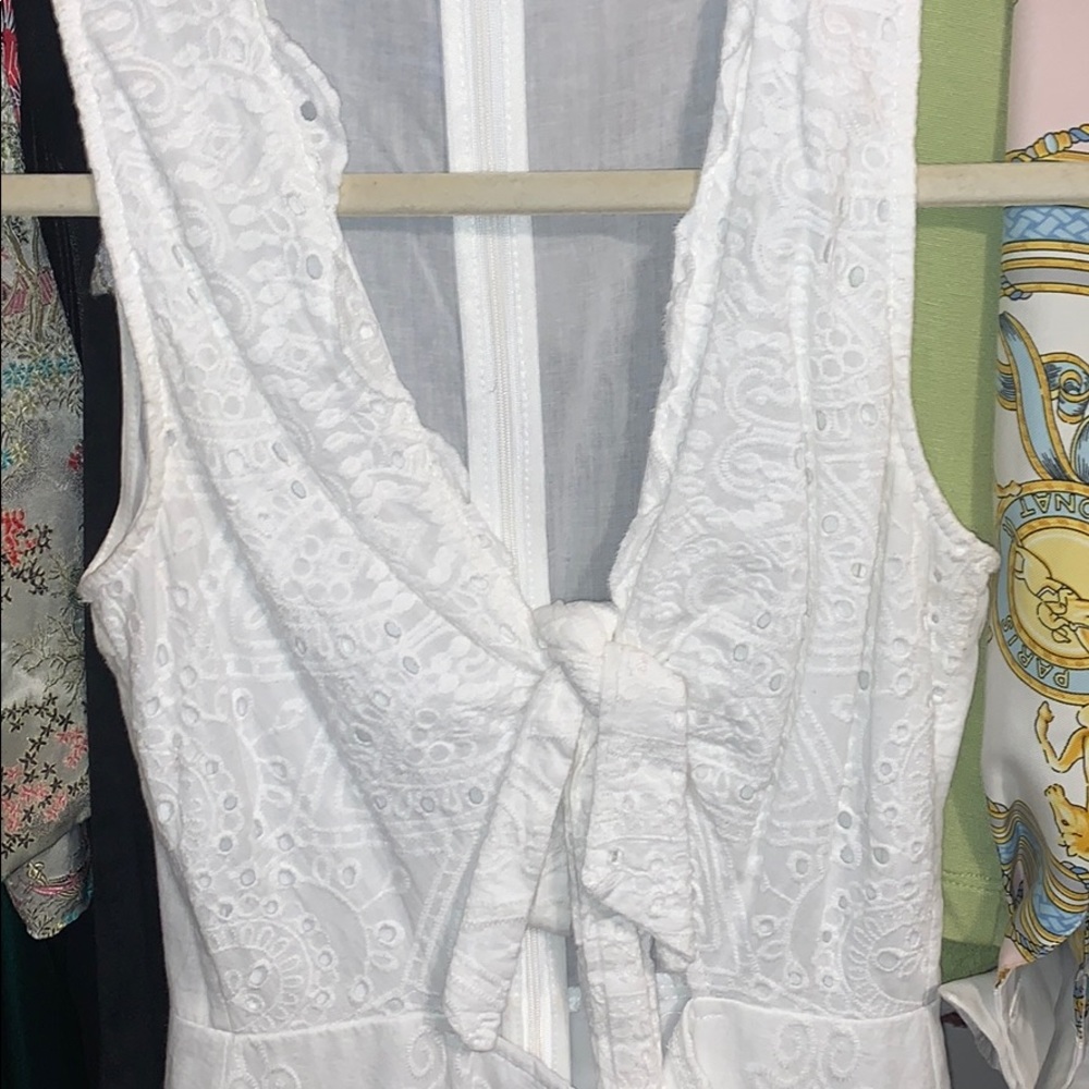 White romper! - Picture 2 of 4